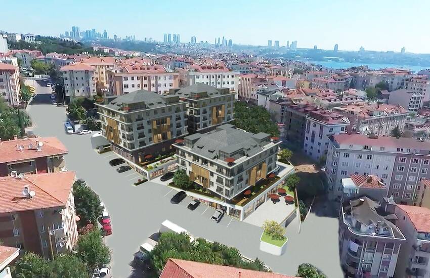 Spacious Commercial Property Close to the Coast in Uskudar Istanbul
