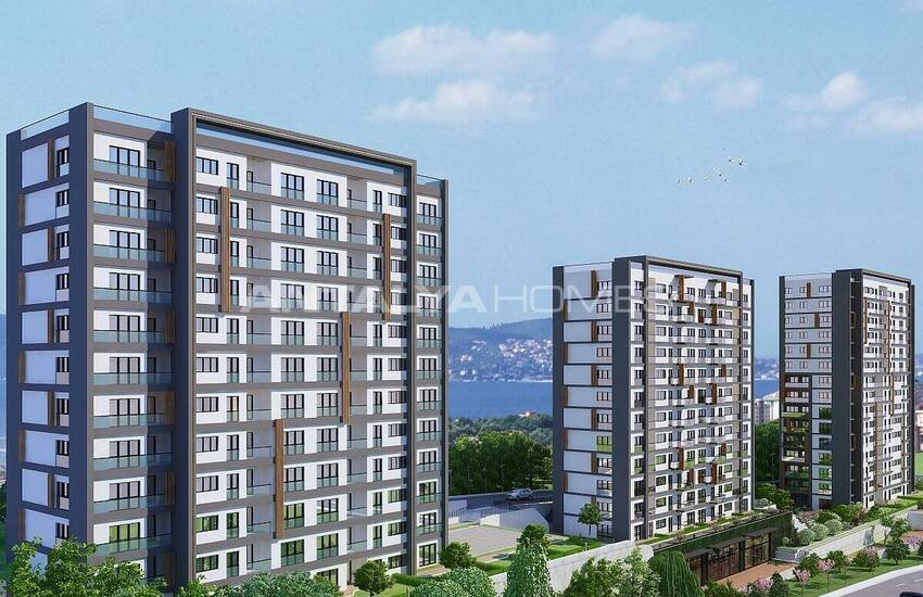 Apartments in a Comprehensive Residential Complex in Kartal