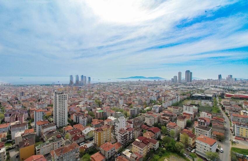 Sea and Island View Apartments in a Secure Complex Kartal