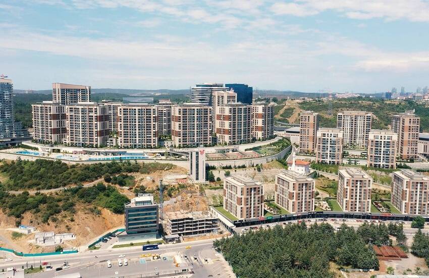 İstanbul'da İyi Konumda Geniş Balkonlu Şık Daireler