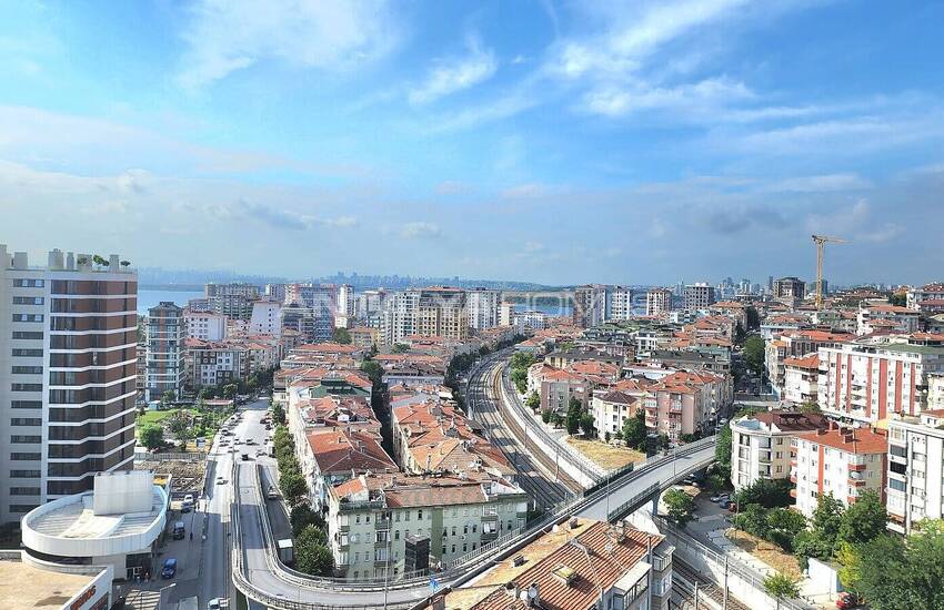 آپارتمان های شیک در نزدیکی مترو و ساحل در کوچوک چکمجه، استانبول