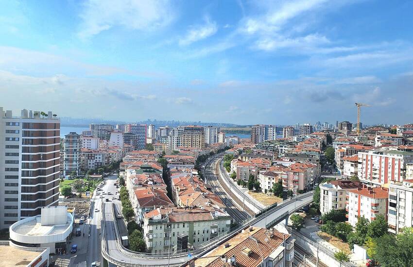 Chic Apartments Near Subway and Coast in Kucukcekmece Istanbul