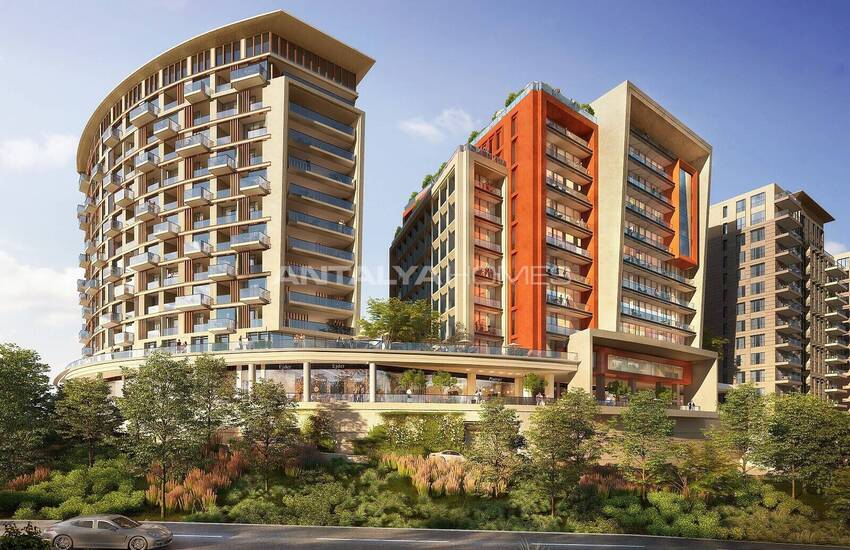 Apartments in Complex with Shopping Center in Istanbul