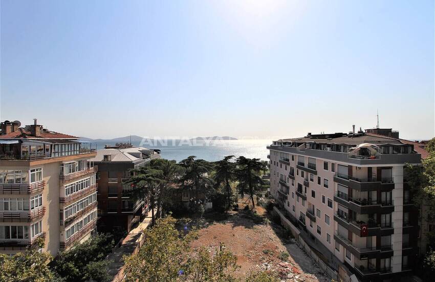 Appartement Vue Mer Sur La Rue Bagdat À Maltepe Istanbul