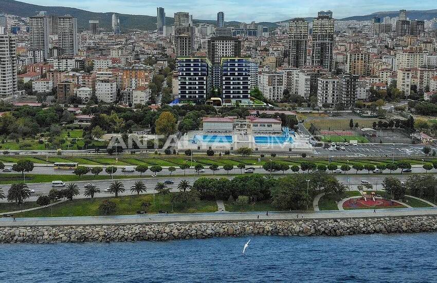 Havsutsikt Lägenheter I Komplex Nära Havet I Istanbul Kartal