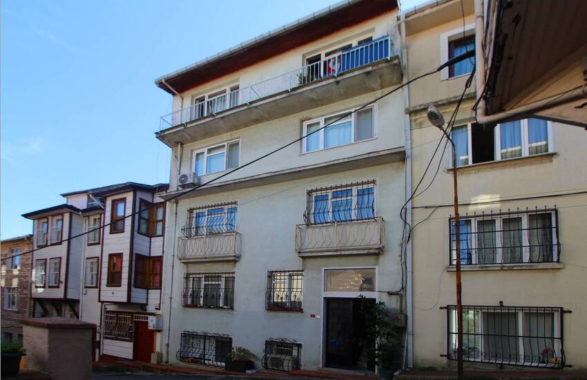 Apartment with High Income Potential in Sariyer Istanbul 1
