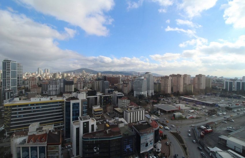 Wohnungen Nahe Von Öffentlichen Verkehrsmitteln In Atasehir