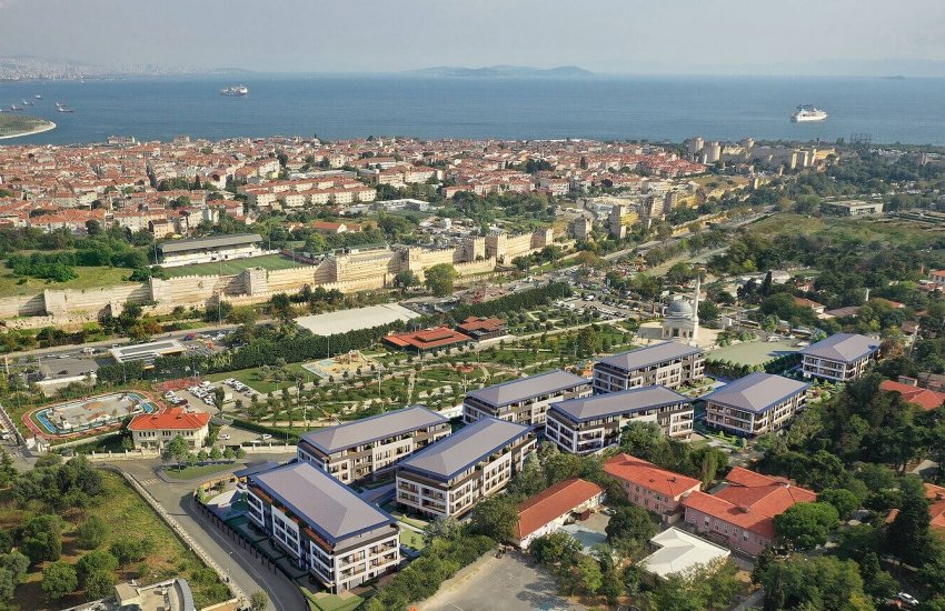 Lägenheter I Ett Komplex Med Rika Sociala Faciliteter I Istanbul