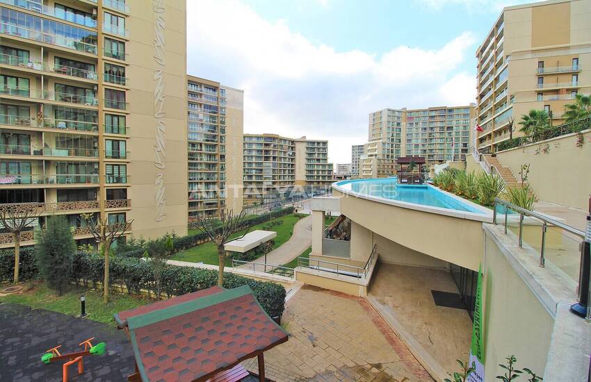 Sea View Flat Close to Train Station in Tuzla Istanbul