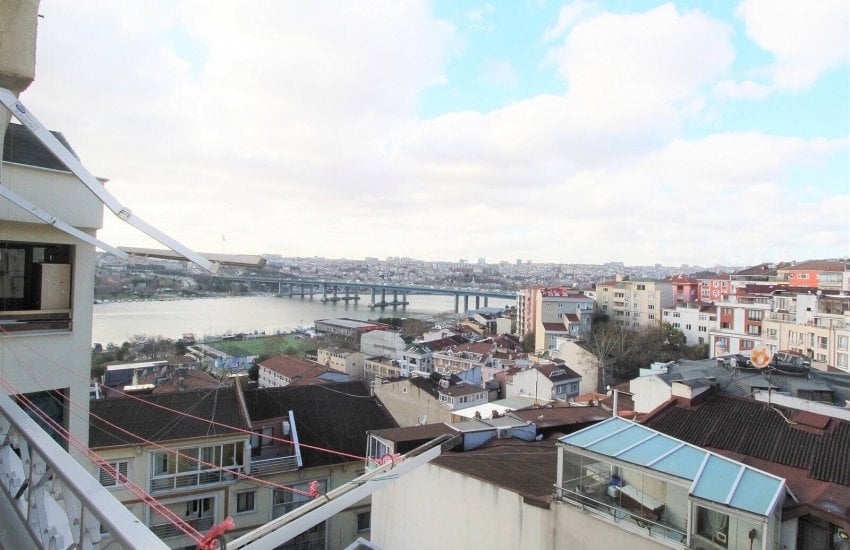 Spacious Investment Flat Close to the Sea in Istanbul Beyoglu