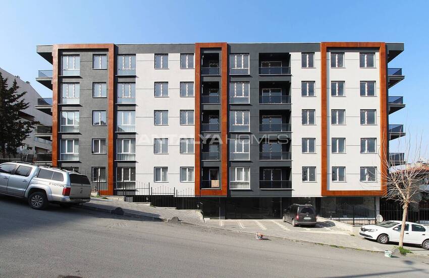 High Rental Income Potential Shop in Kucukcekmece Istanbul