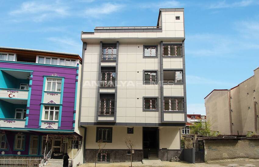 Bezugsfertige Wohnungen Nahe Des Einkaufszentrums In Istanbul