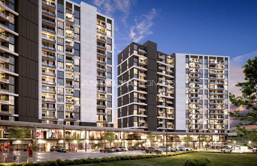 Apartments in a Complex with Pool and Security in Maltepe