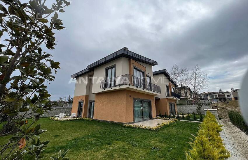 Chic Houses in a Complex Close to Sea in Istanbul Silivri