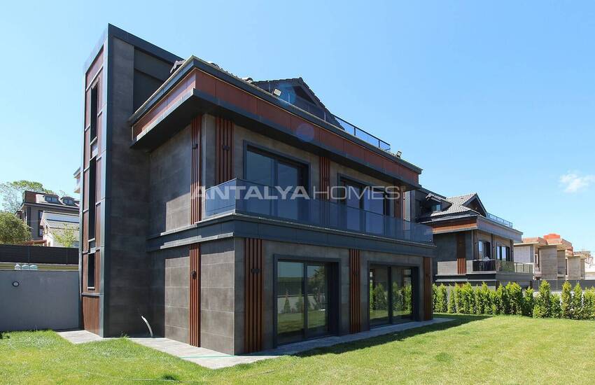 Spacious Duplex House with Terrace in Arnavutkoy Istanbul
