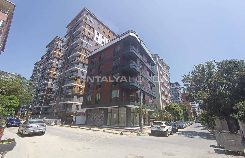 آپارتمانهای کنار دریاچه با 2 اتاق خواب در استانبول کوچوک چکمجه