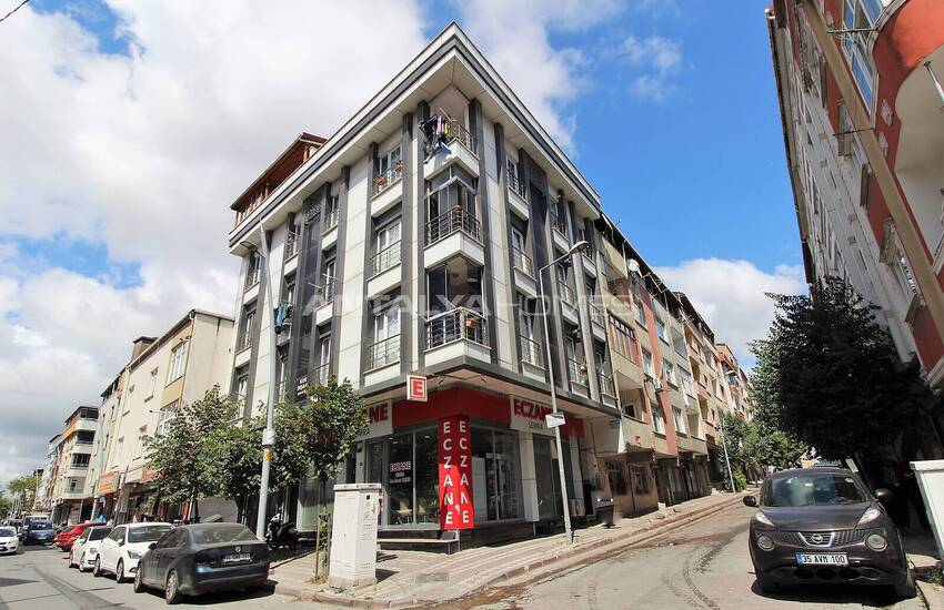 Квартира 2+1 в Доме с Лифтом в Стамбуле, Султангази 1