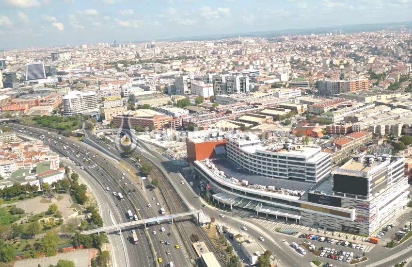 Spacious Offices with the Biggest Shopping Center in Eyüp