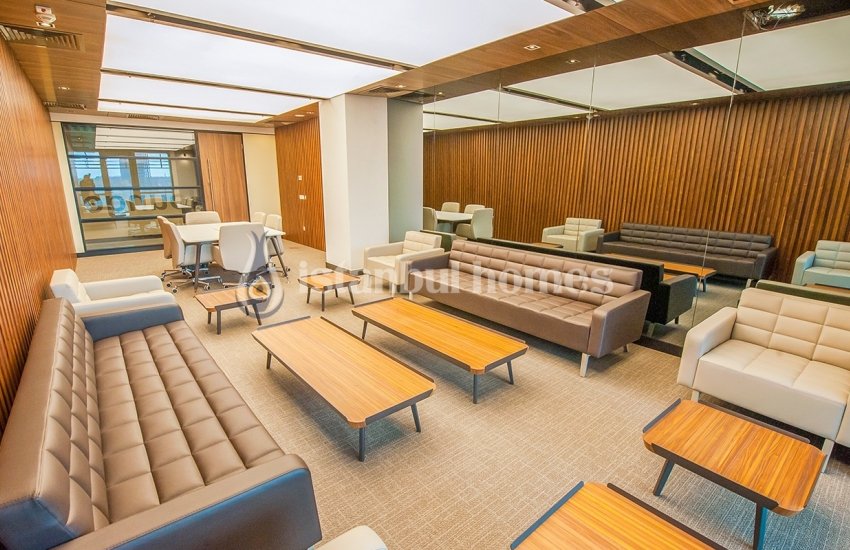 Spacious Offices with the Biggest Shopping Center in Eyüp