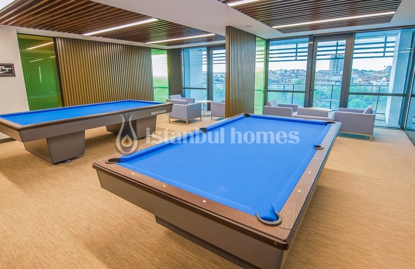 Spacious Offices with the Biggest Shopping Center in Eyüp