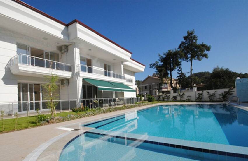 Boutique Style Apartments in Kemer Downtown 1