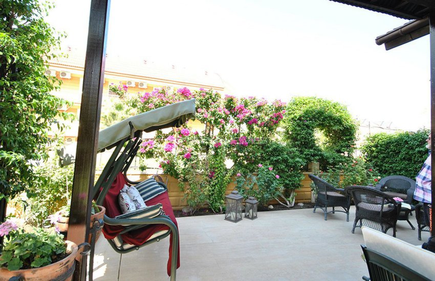 Semi-detached Houses in Kemer Center with Mountain View 12