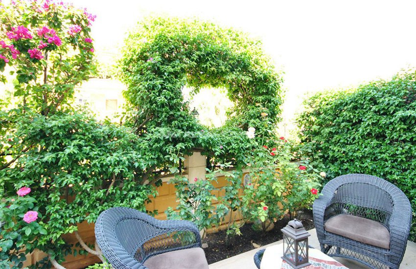 Semi-detached Houses in Kemer Center with Mountain View 13