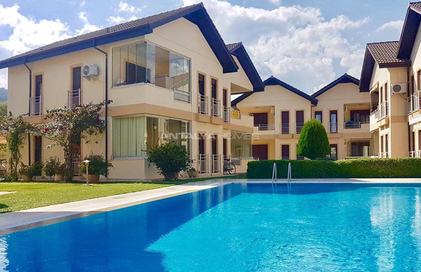 Semi-detached Houses in Kemer Center with Mountain View 16
