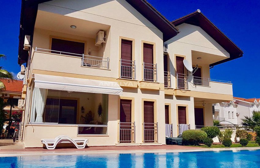 Semi-detached Houses in Kemer Center with Mountain View 4