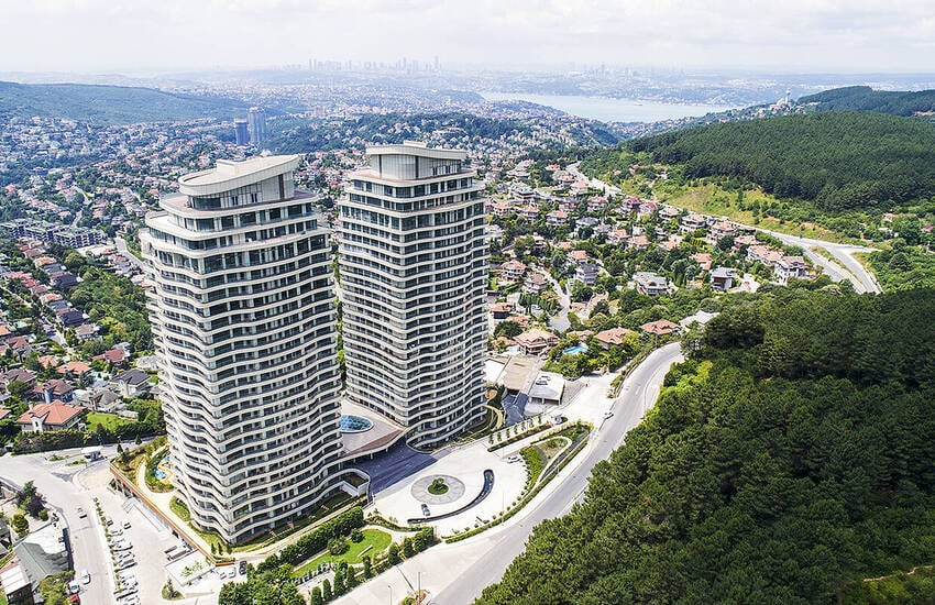 Bosphorus View Flats in a Luxurious Project in Istanbul 1