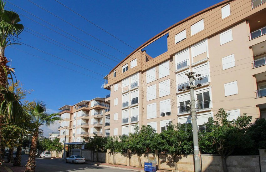 Well-located Konyaalti Flats Close to the Social Facilities 2