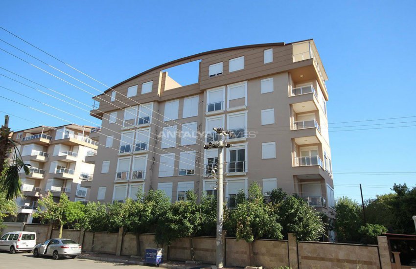 Well-located Konyaalti Flats Close to the Social Facilities 5