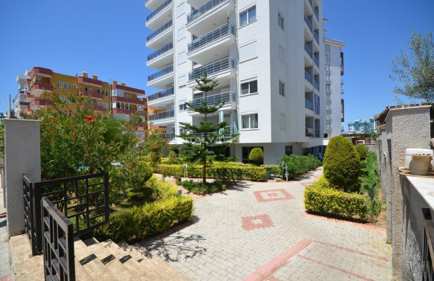 New Flats in Alanya Mahmutlar Walking Distance to Beach 2