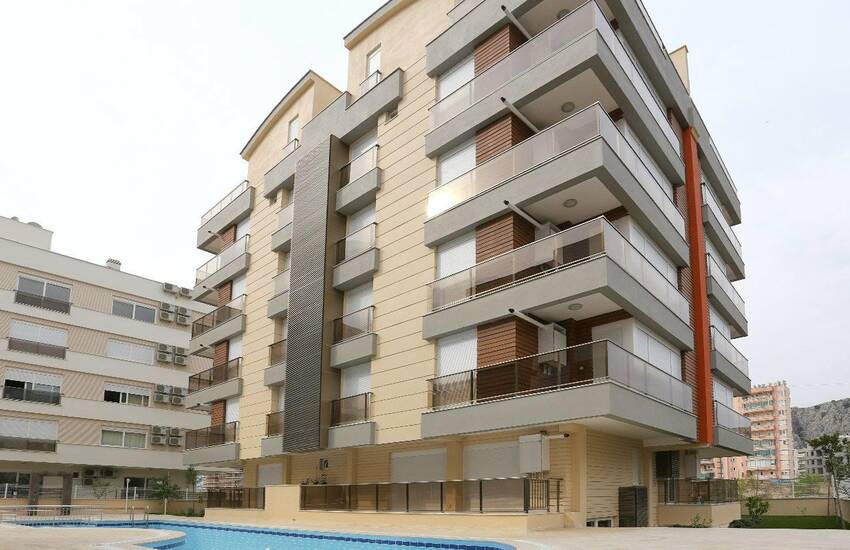 Smart Lägenheter I Ett Populärt Område Av Konyaalti