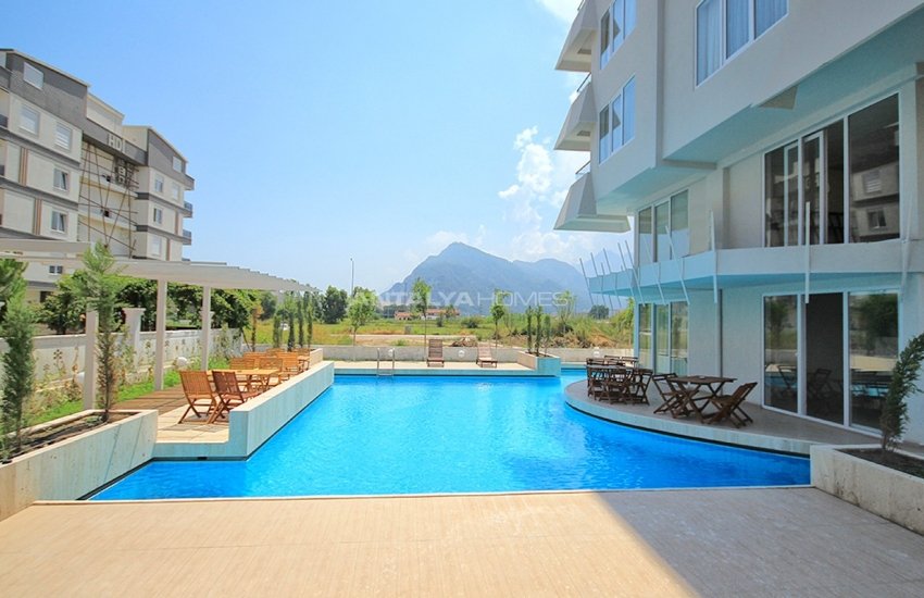 Well-kept Apartment for Sale with Hotel Concept in Antalya 2