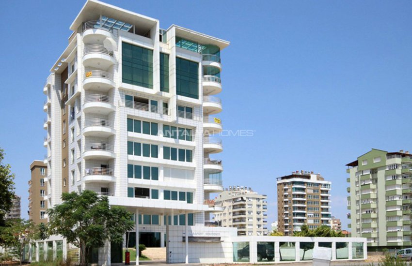 Stunning Sea View Lara Apartments in Antalya 4