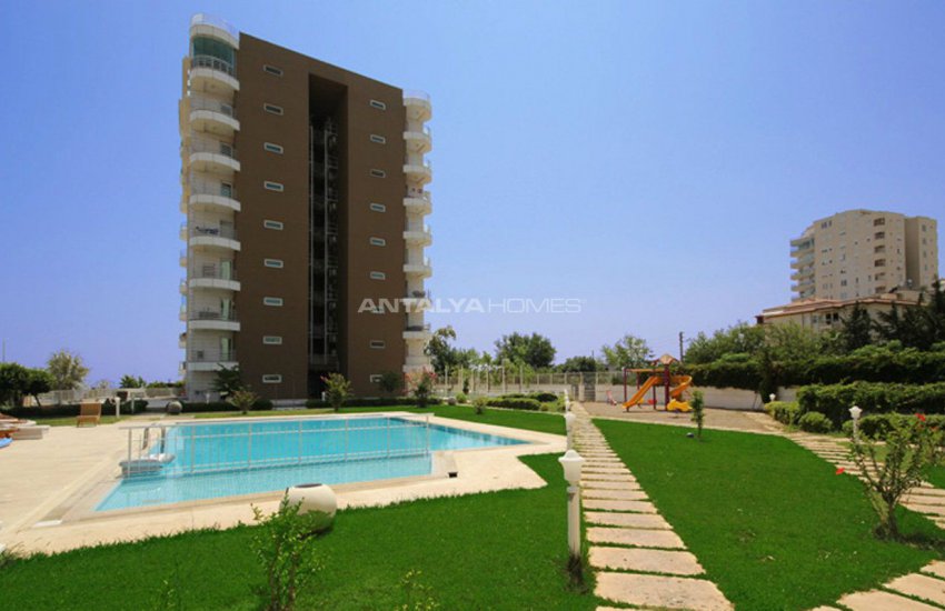 Stunning Sea View Lara Apartments in Antalya 7