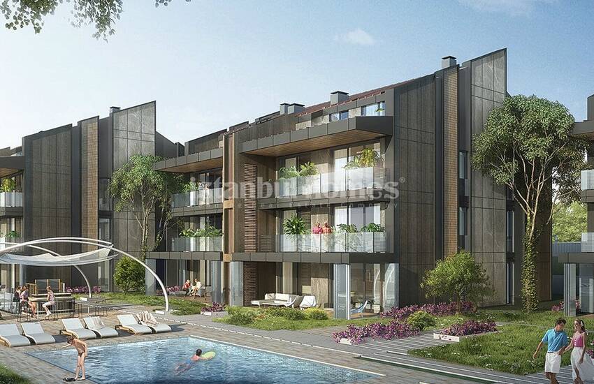 Specially-designed Real Estate Intertwined with Nature in Istanbul