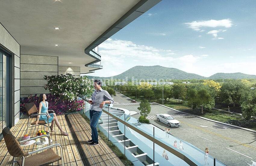 Specially-designed Real Estate Intertwined with Nature in Istanbul