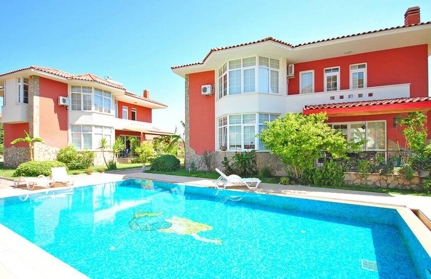 Rymlig Möblerad Villa Till Salu I Kemer Antalya 1