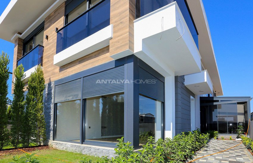 Gorgeously Designed Villas with Excellent Location in Lara 7