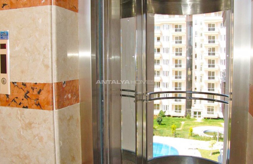 شقق مطلة على البحر على مسافة مشي إلى البحر في ألانيا 11