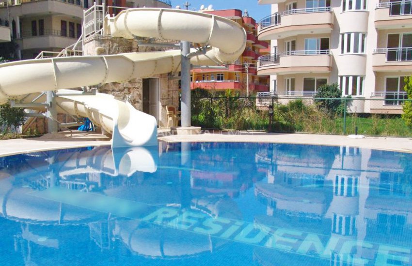 شقق مطلة على البحر على مسافة مشي إلى البحر في ألانيا 6