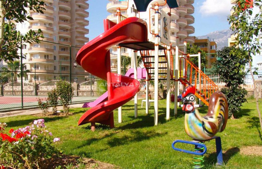 شقق مطلة على البحر على مسافة مشي إلى البحر في ألانيا 8