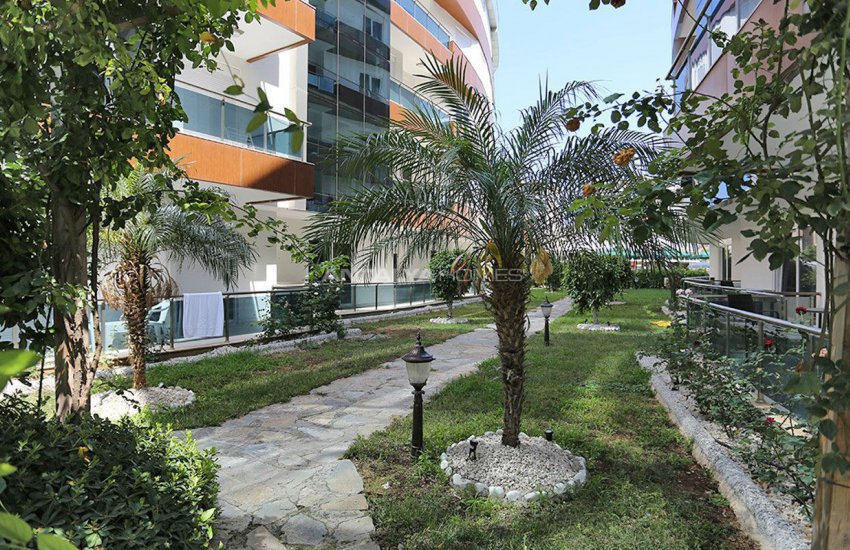 Konyaalti Apartments with Eye-catching Architecture 6