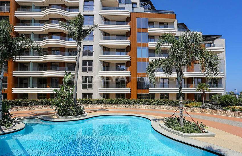 Beachfront Flats with Smart Home System in Antalya Konyaalti 5
