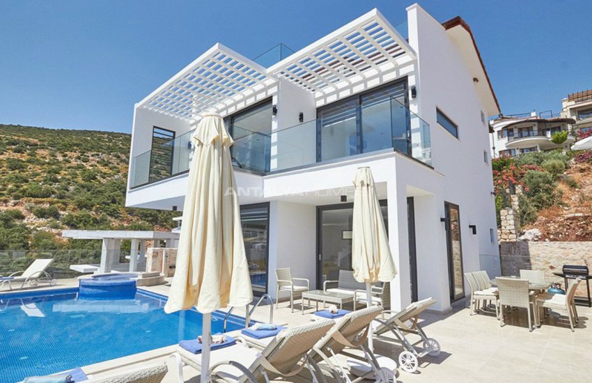 Impressive Furnished Villa with Sea View for Sale in Kalkan 3