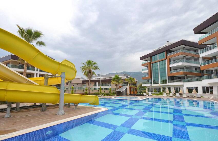 Luxury Real Estate in Alanya with Modern Architecture 1
