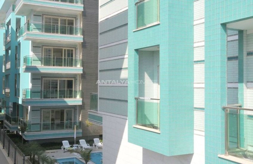 Apartments Right Next to the World Renowned Beach in Alanya 1