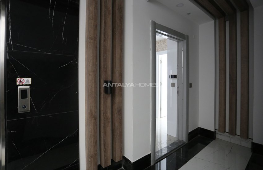 Central Apartments with High Rental Income Chance in Antalya 4